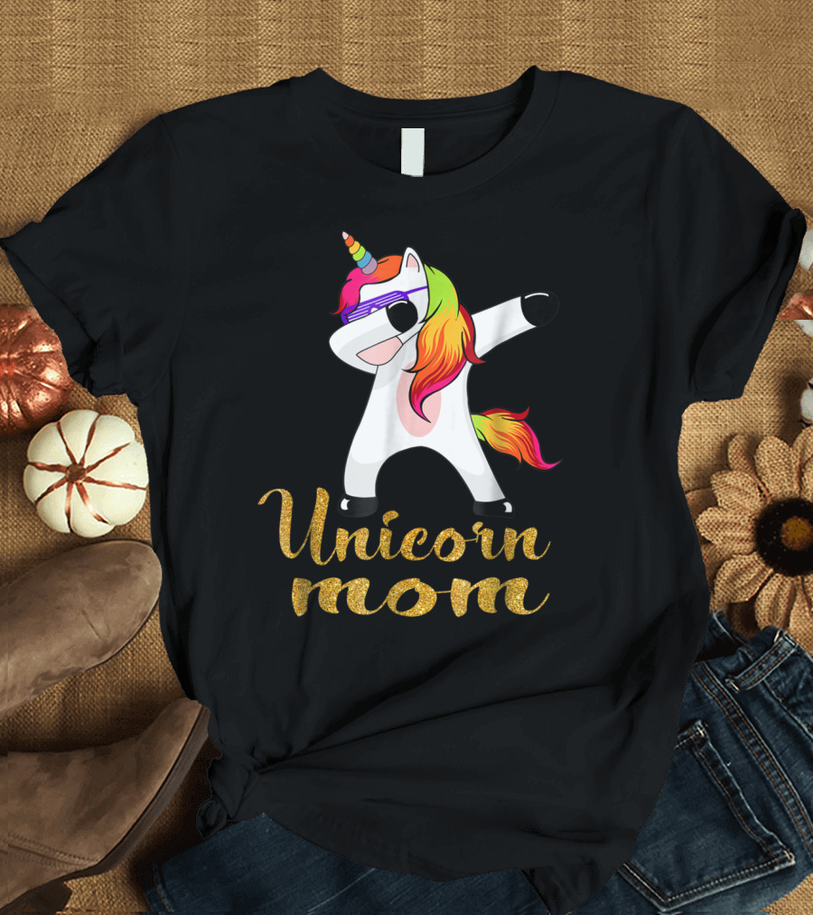 Unicorn Mom Glitter Text Rainbow Hair Dabbing Unicorn T-Shirt