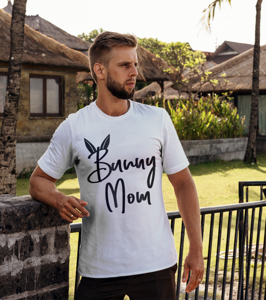 Bunny Mom Cute Bunny T-Shirt