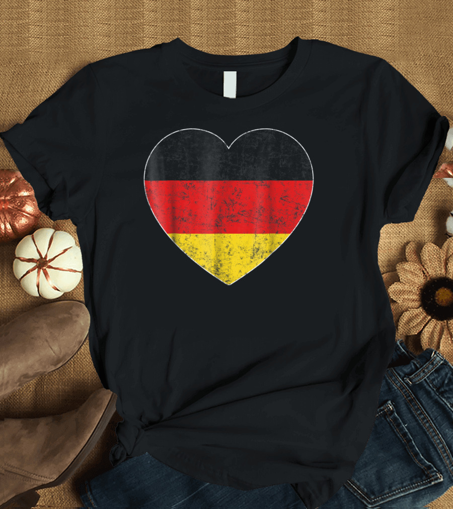 Oktoberfest German Flag Heart Germany Mom Wife56 Oktoberfest T-Shirt
