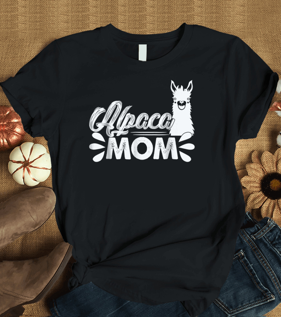 Alpaca Mom Cute Animal T-Shirt