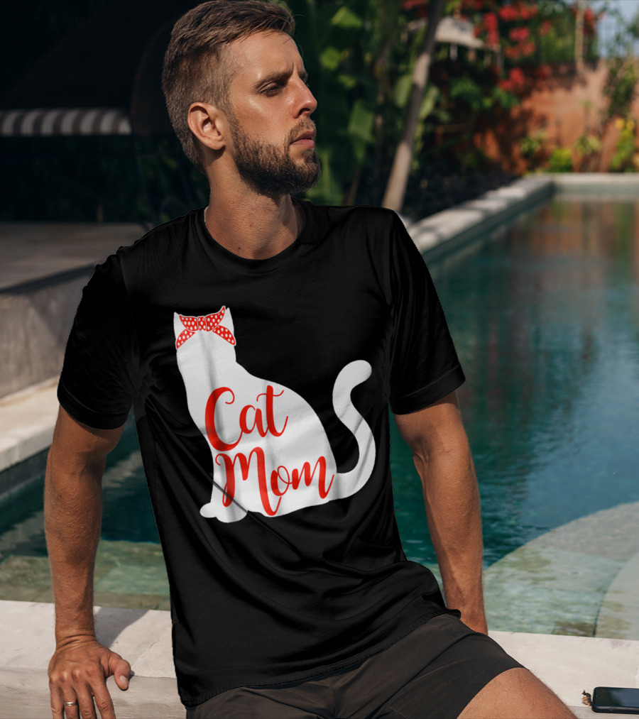 Cat Mom Cute Cat Owner Lover With Red Bow T-Shirt