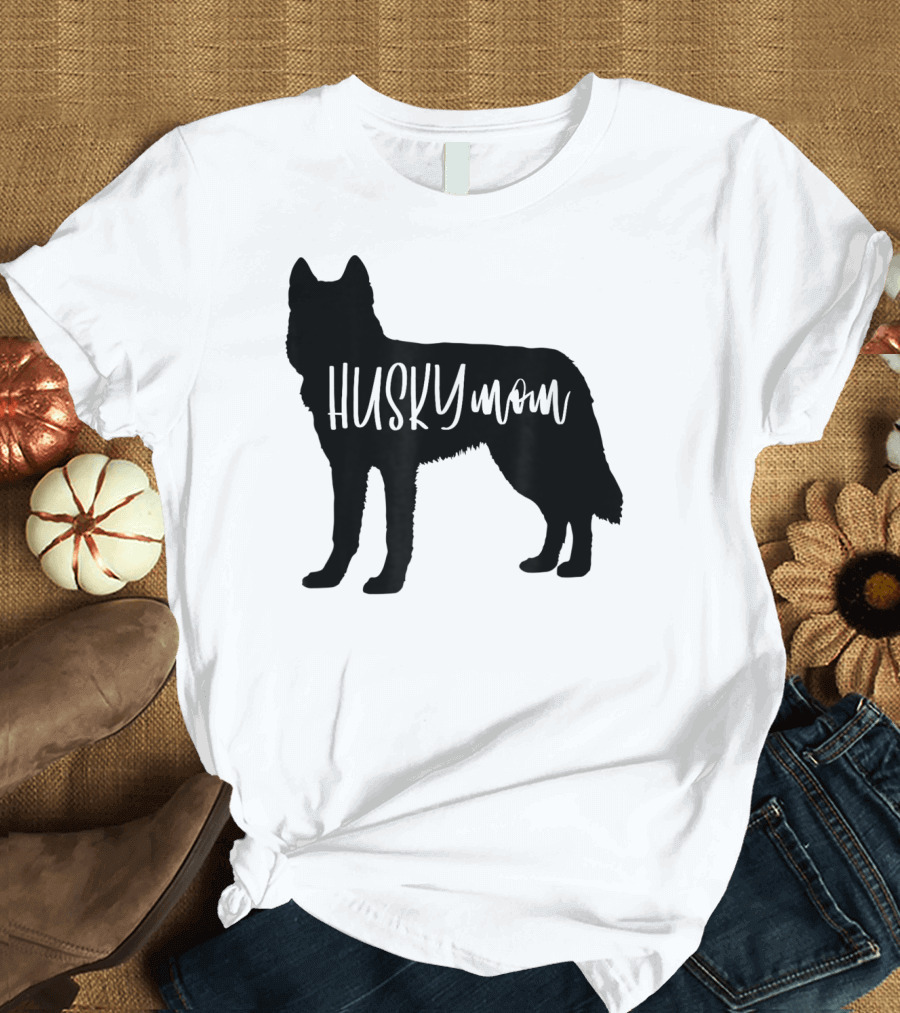Husky Mom Cute Siberian Dog Mom T-Shirt
