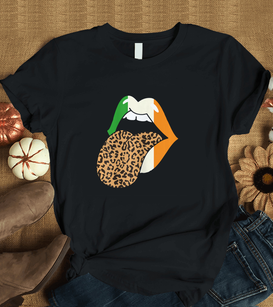 Leopard Pattern Irish Flag St. Patricks Day Lip T-Shirt