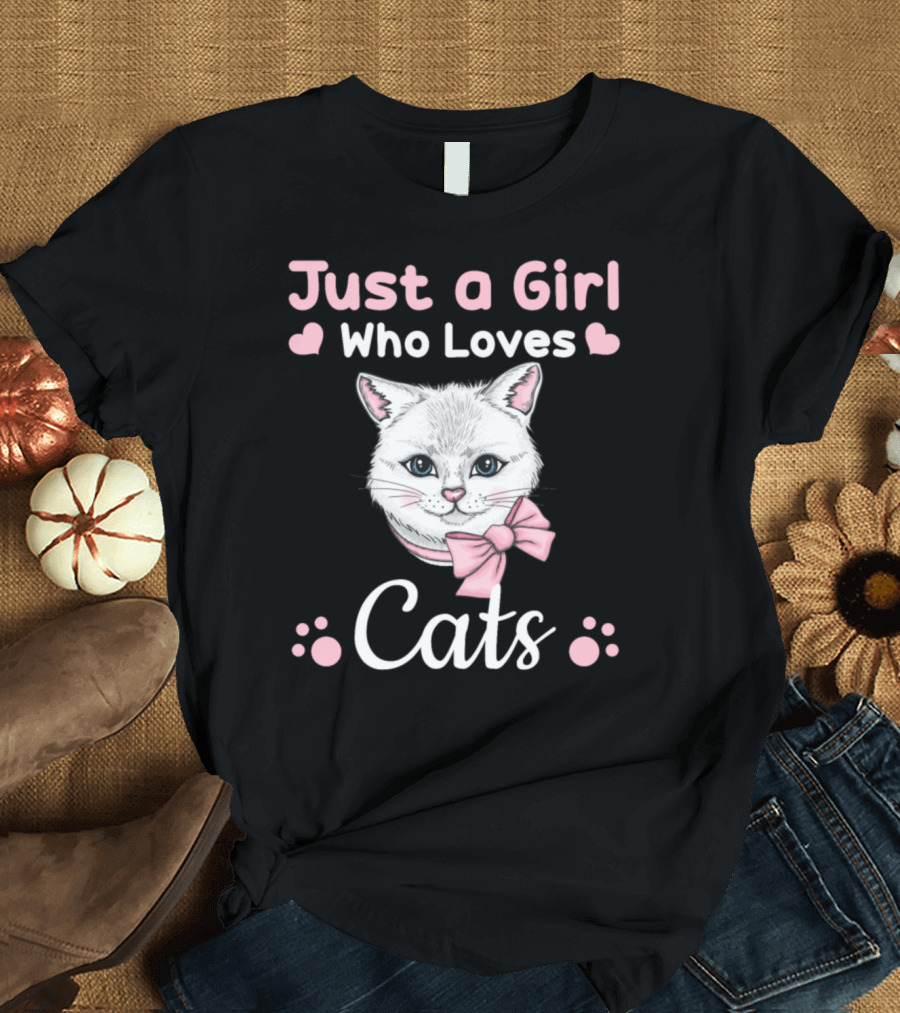 Just A Girl Who Loves Cats With Cute Pink Bow Kitty T-Shirt