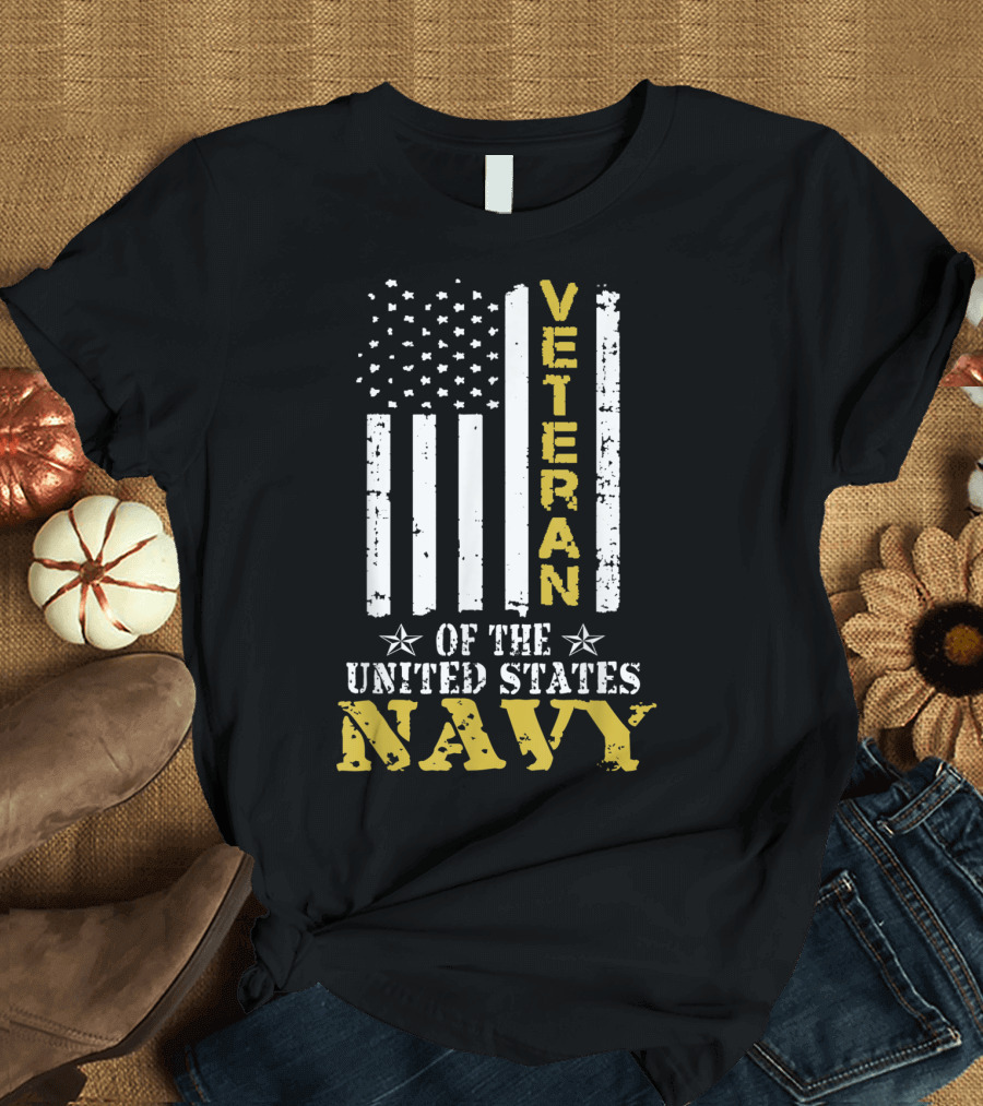 Veteran of the United States Navy American Flag T-Shirt