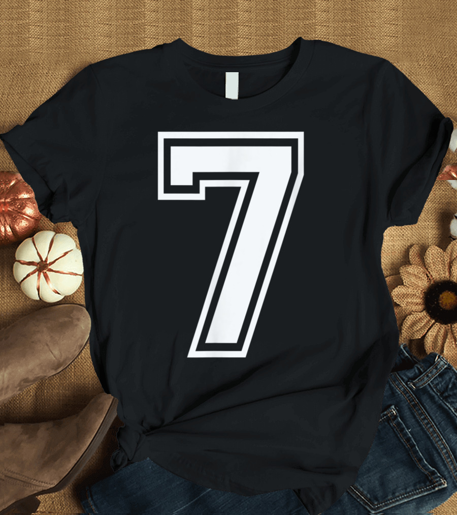 Number 7 Varsity Sports Team Jersey Birthday T-Shirt