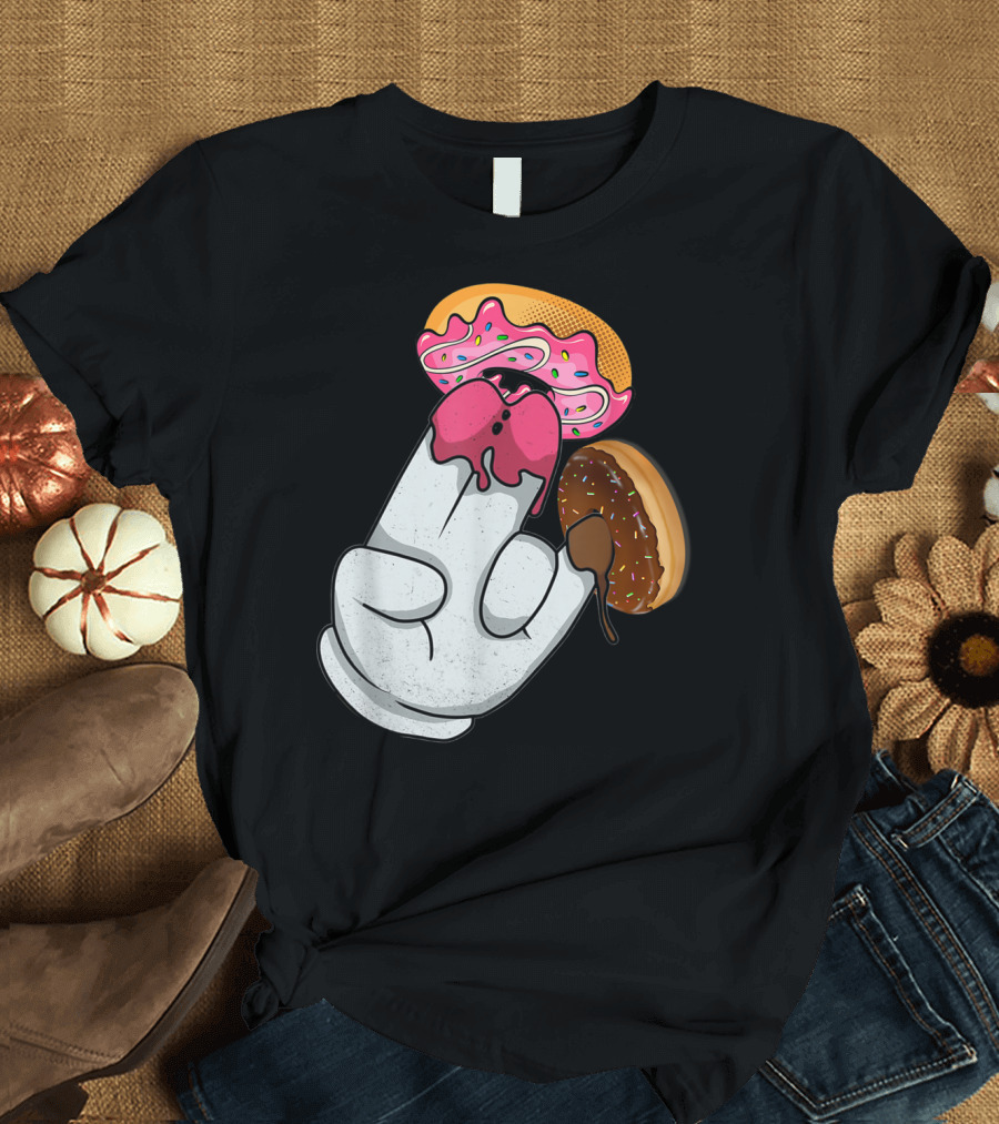 Dirty Donut 2 In The Pink 1 In The Stink Finger Gesture Sprinkles Chocolate T-Shirt
