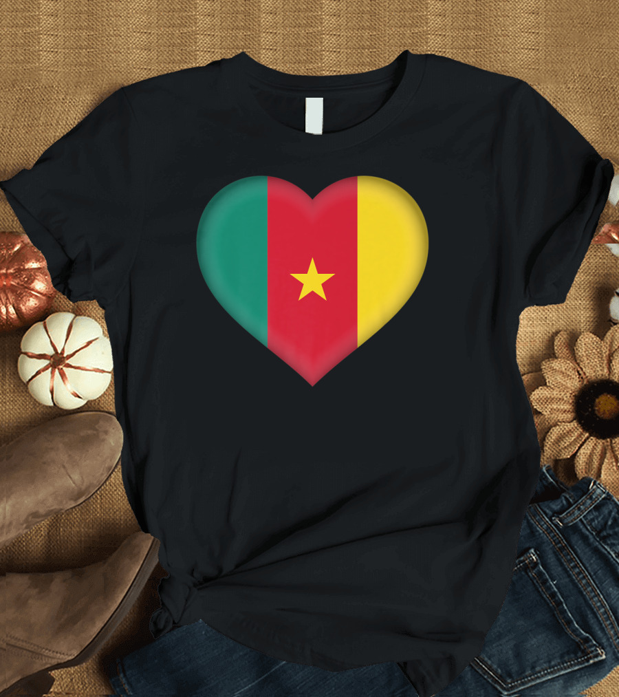I Love Cameroon Cameroonian Flag Heart Patriotism Pride T-Shirt