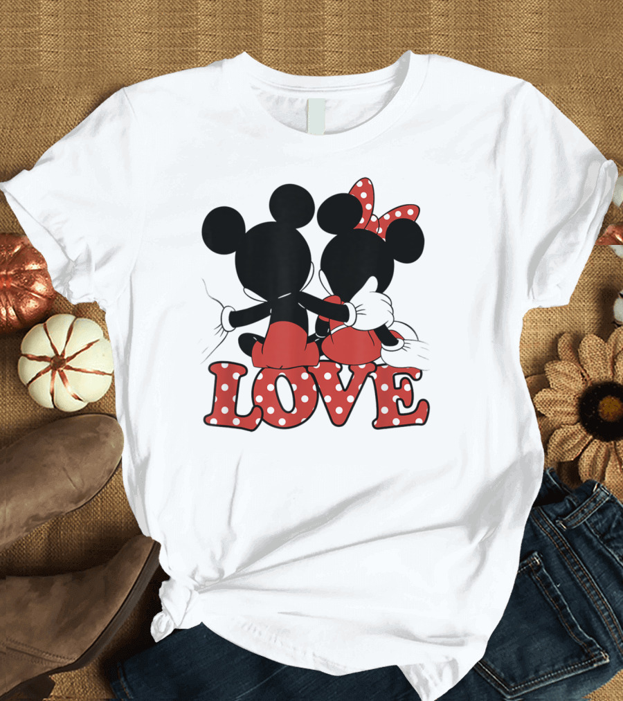 Disney Valentines Mickey Minnie Love Hug Polka Dot T-Shirt