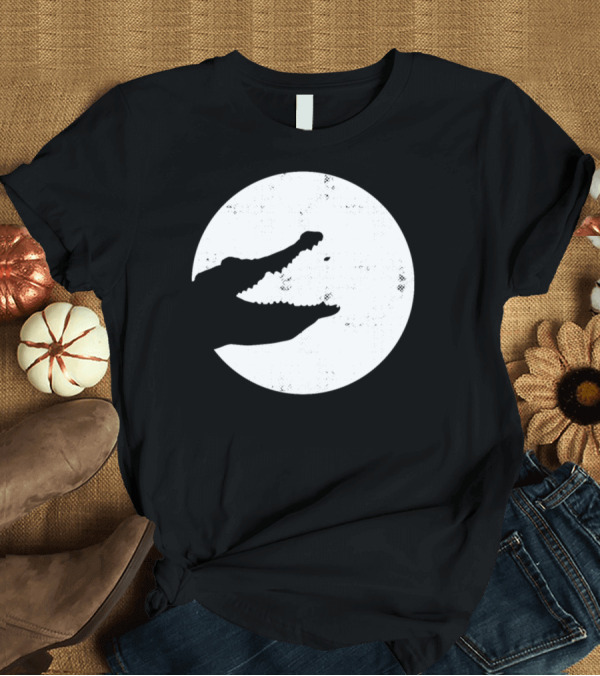 T-Shirt: Crocodile Moon Silhouette Night Scene T-Shirt Crocodile Moon Silhouette Night Scene T-Shirt