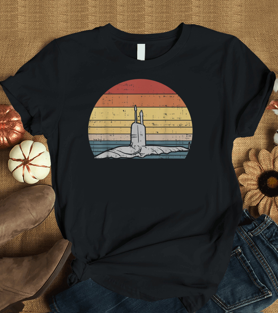 Retro Vintage 80s US Navy Submarine Sunset Stripes T-Shirt