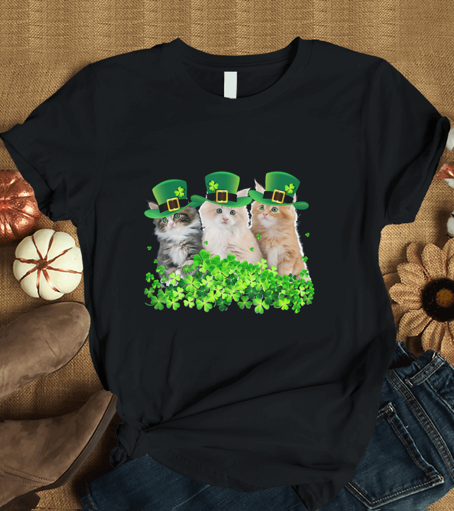 Three Cat St Patricks Day Kitty Kitten Lover Shamrock Green Hats T-Shirt