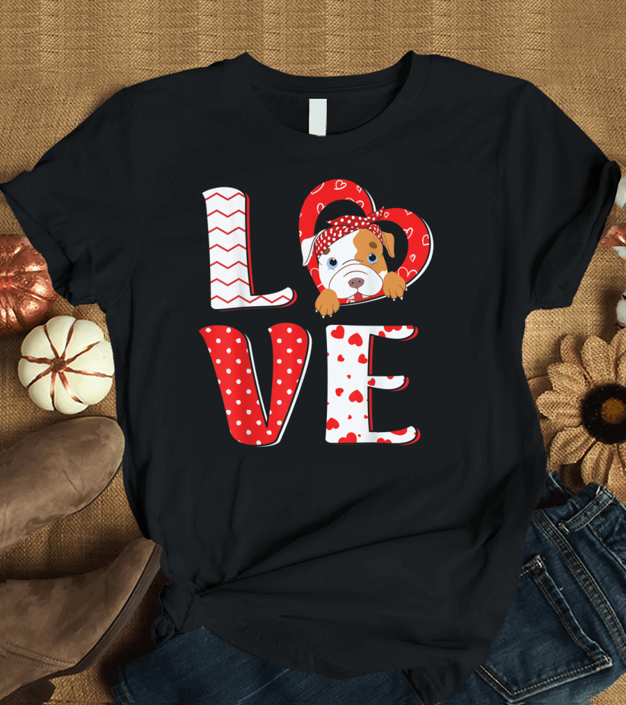 Pittie Mom Love Pitbull Dog Lovers Valentine T-Shirt