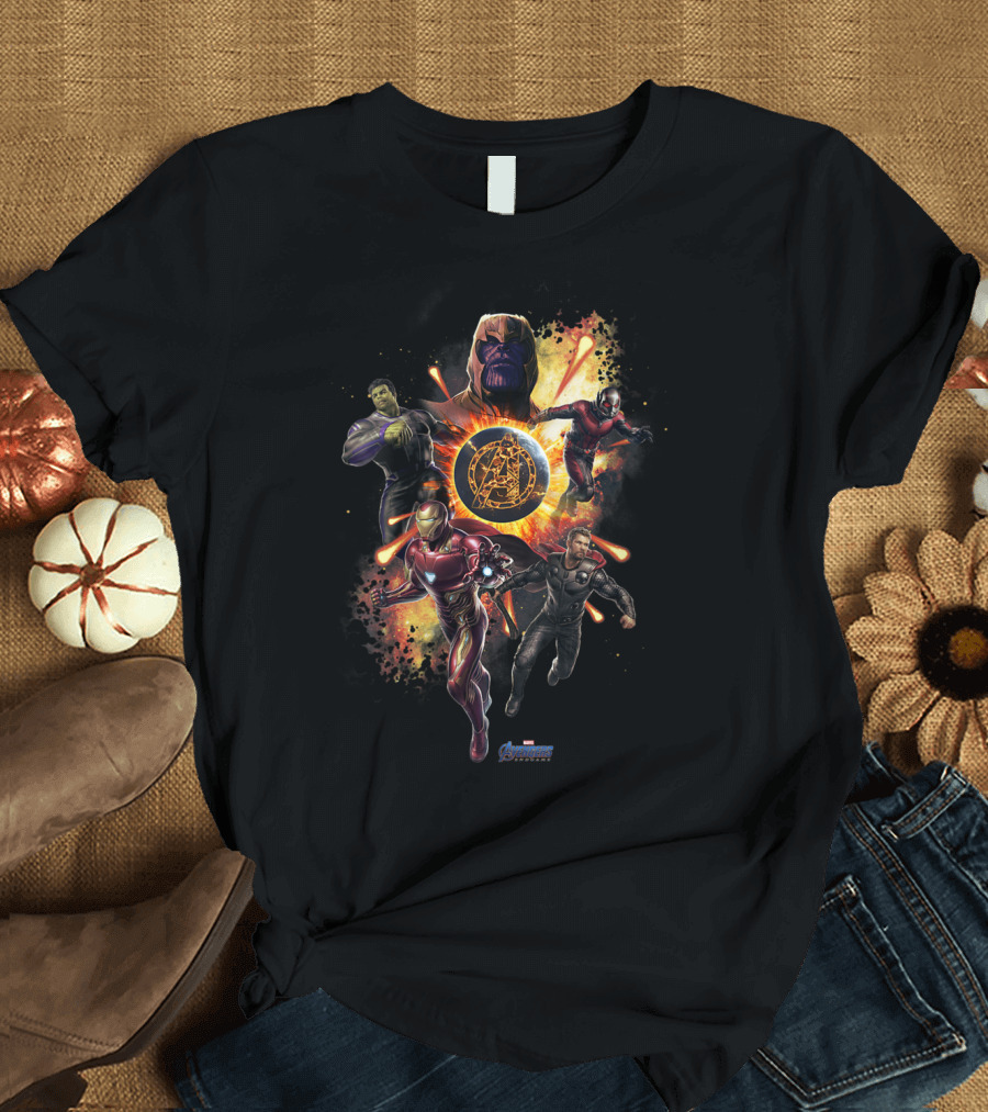 Marvel Avengers Endgame Hulk Thanos Iron Man Captain America Ant-Man Group Shot T-Shirt