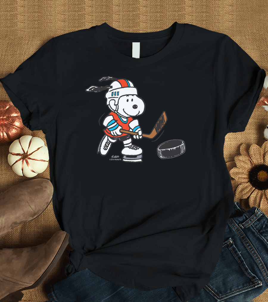Snoopy Playing Hockey Peanuts 2013 T-Shirt
