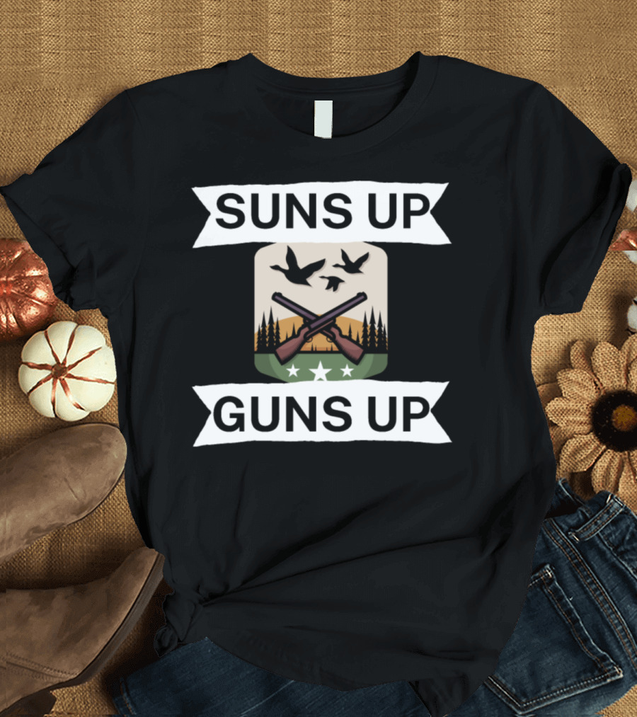 Suns Up Guns Up Crossed Shotguns with Flying Birds and Stars T-Shirt