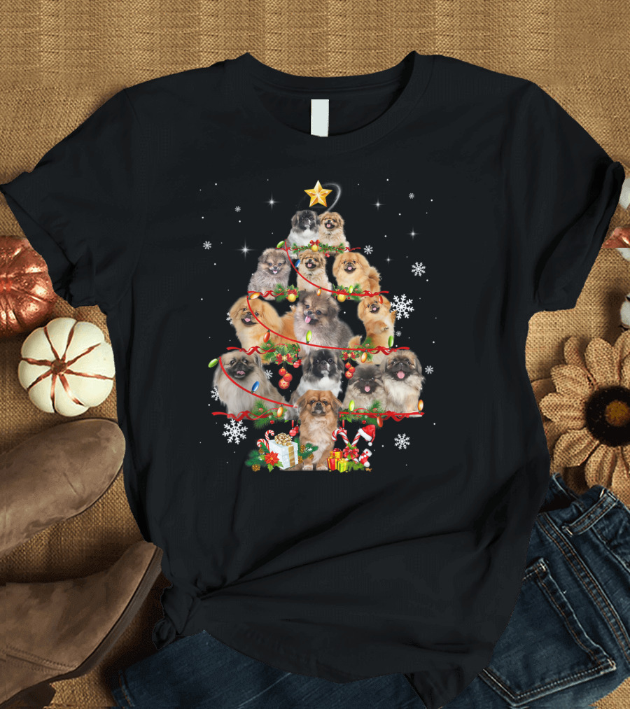Pekingese Dog Christmas Tree Lights Holiday Festive Dogs T-Shirt