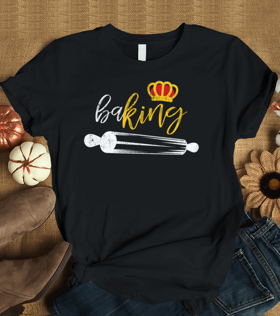 Baking King Crown with Rolling Pin Wordplay T-Shirt