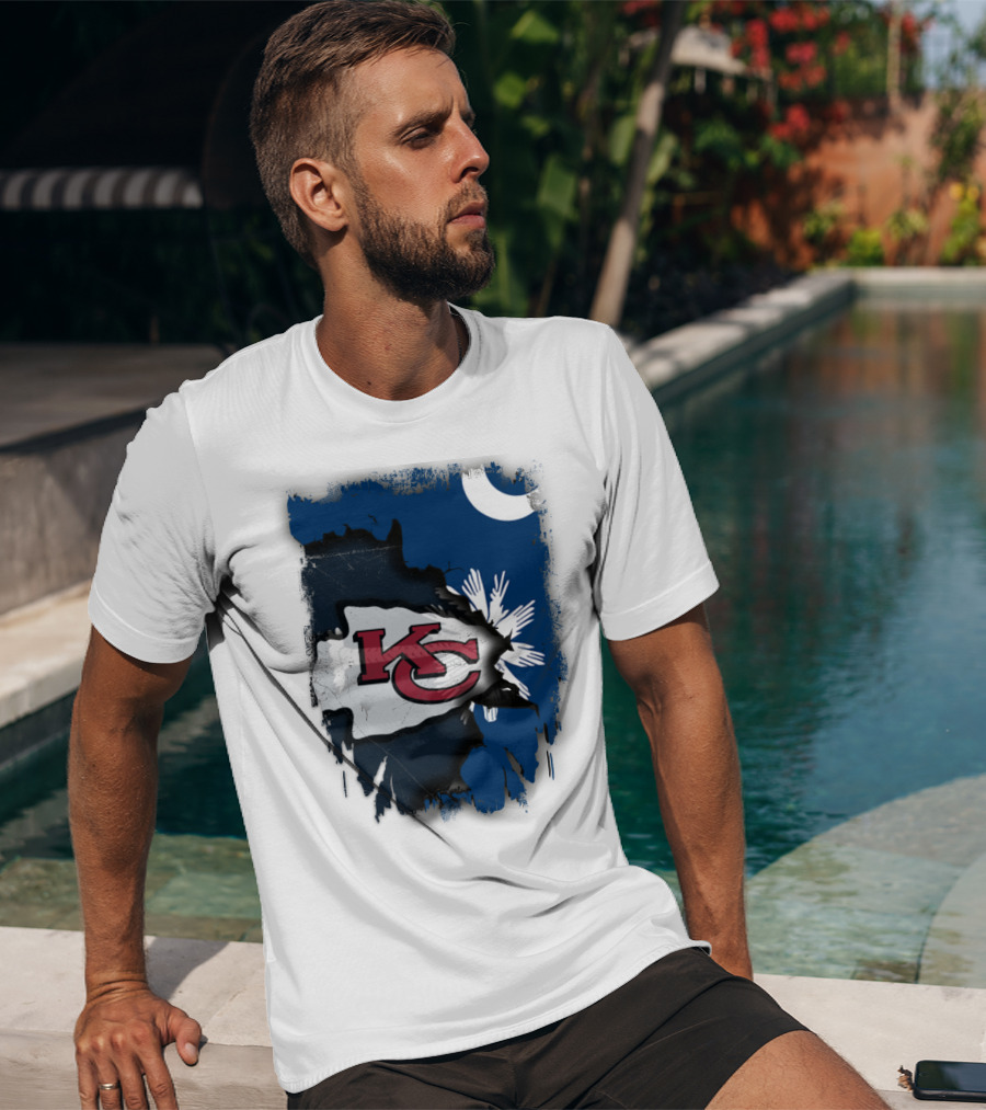 KC Chiefs Meet South Carolina Flag United T-Shirt