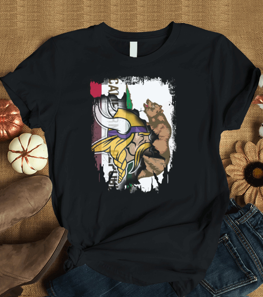 California Republic Viking Helmet Bear California Flag T-Shirt