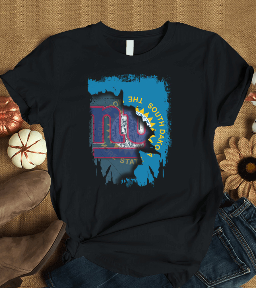 South Dakota State Map with Giants Logo Together T-Shirt