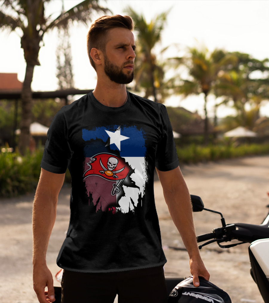 Texas Flag And Tampa Bay Buccaneers Skull And Swords Football Logo Combination T-Shirt