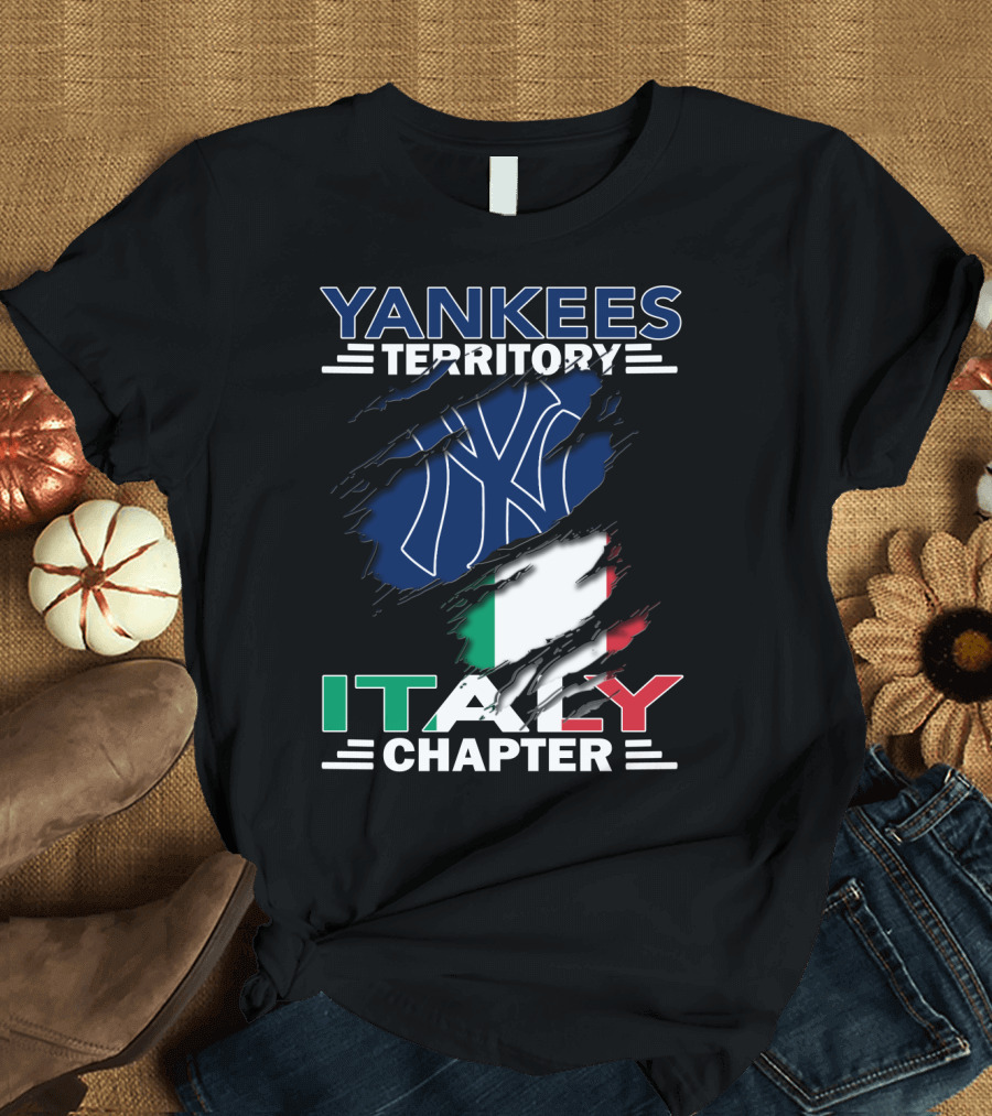 YANKEES TERRITORY ITALY CHAPTER NY LOGO ITALIAN FLAG T-Shirt