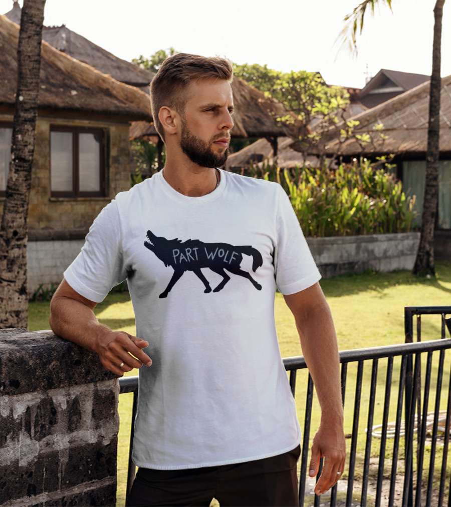 PART WOLF Howling Wolf T-Shirt