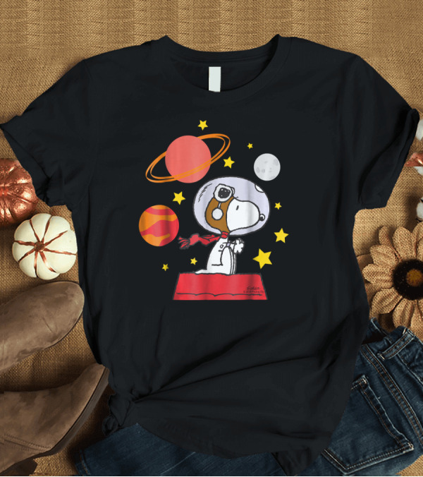 T-Shirt: Peanuts Snoopy Astronaut with Planets and Stars T-Shirt Peanuts Snoopy Astronaut with Planets and Stars T-Shirt