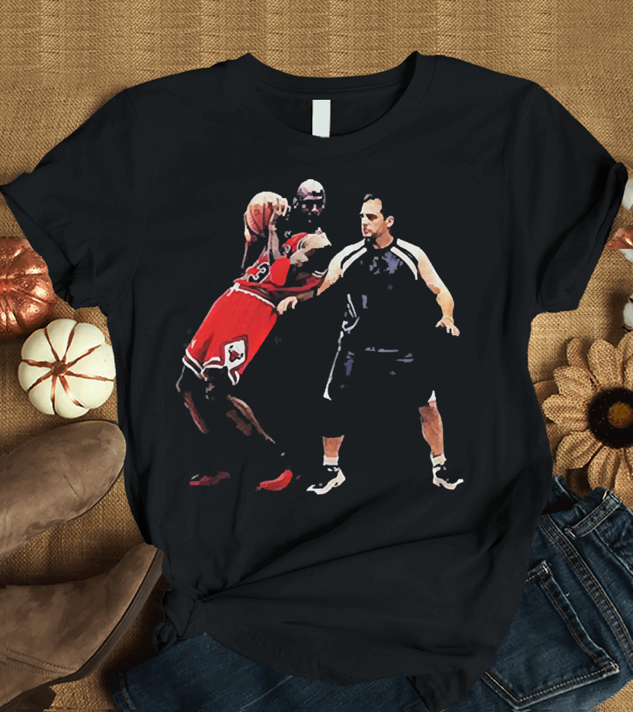 Michael Jordan vs Michael Scott Basketball The Office Crossover T-Shirt