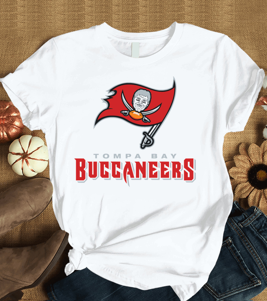 Tompa Bay Buccaneers Brady Flag NFL T-Shirt