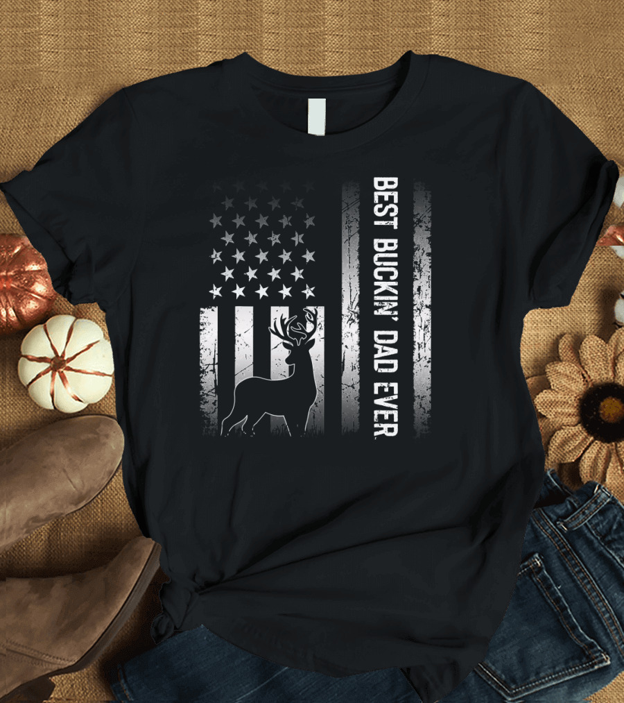 Best Buckin' Dad Ever Deer American Flag Stars Stripes T-Shirt