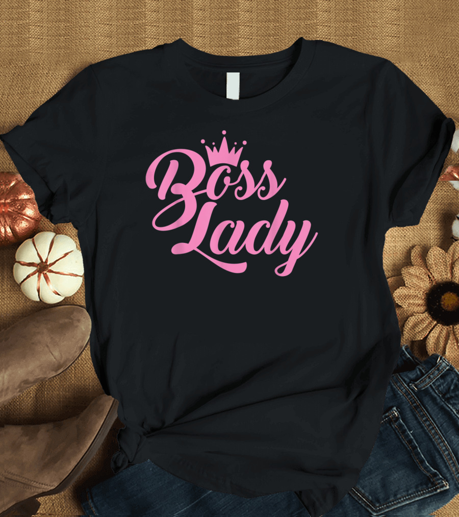 Boss Lady Fashionable Pink Crown Text T-Shirt