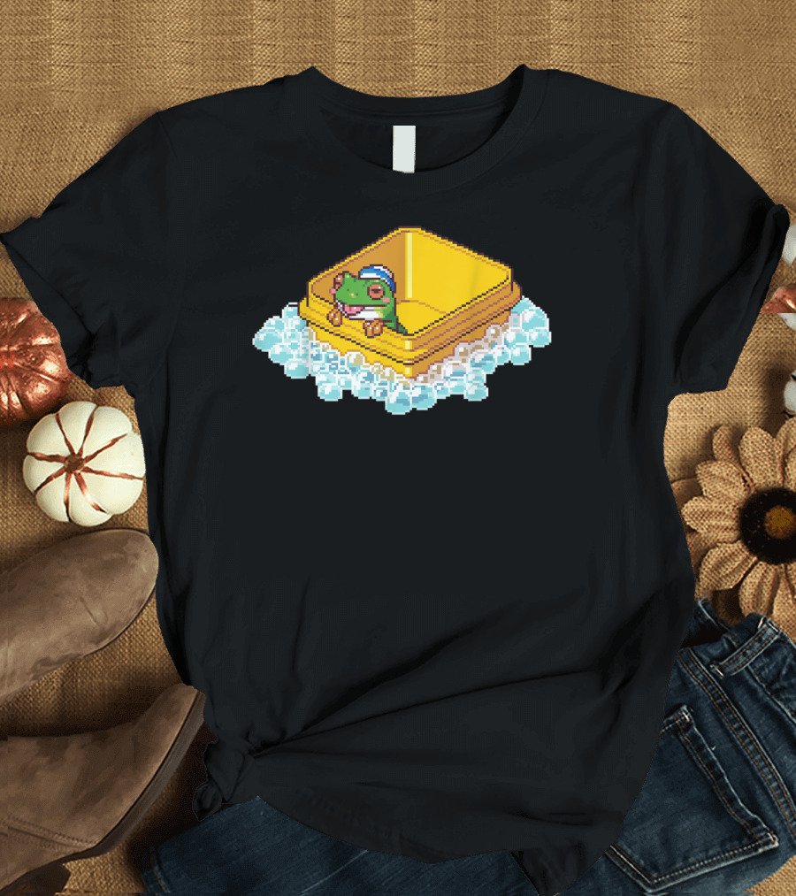 Frog Bath Bubbles Retro Pixel T-Shirt
