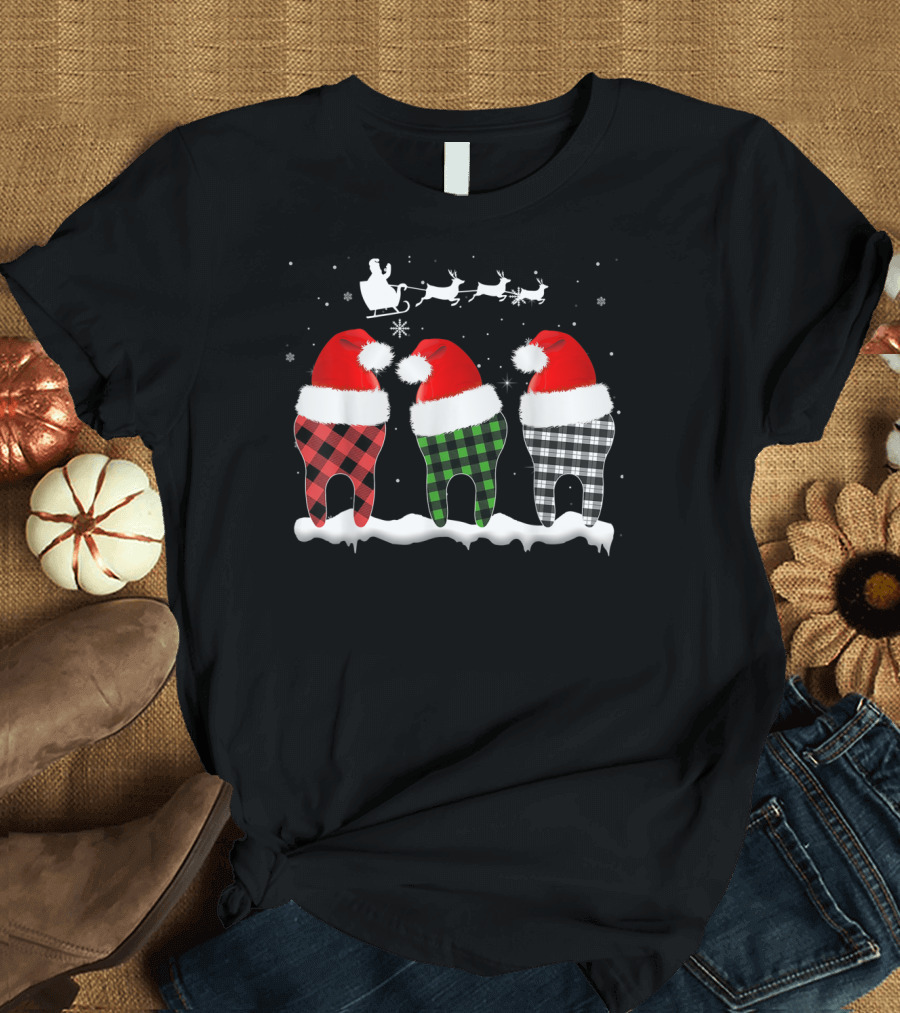 Funny Dentist Hygienists Christmas Pajama Santa Tooth Plaid T-Shirt