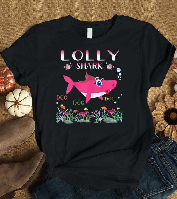 T-Shirt: LOLLY SHARK DOO DOO DOO T-Shirt LOLLY SHARK DOO DOO DOO T-Shirt