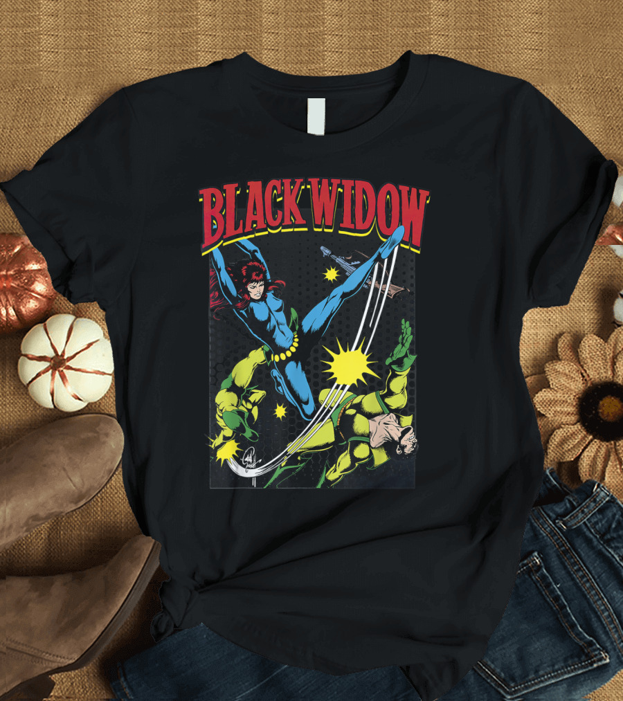 Marvel Black Widow Classic Comic Action Scene T-Shirt