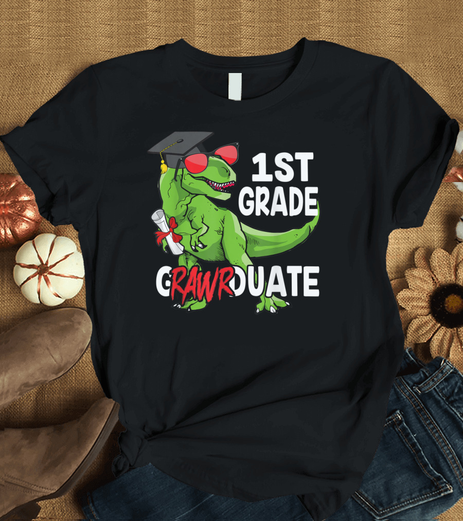 1st Grade Grawrduate Dinosaur with Graduation Cap and Diploma T-Shirt