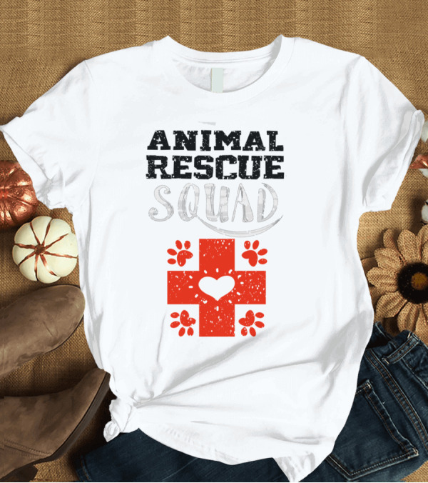 T-Shirt: Cool Animal Rescue Squad Red Cross Heart Paws Veterinary Team T-Shirt Cool Animal Rescue Squad Red Cross Heart Paws Veterinary Team T-Shirt