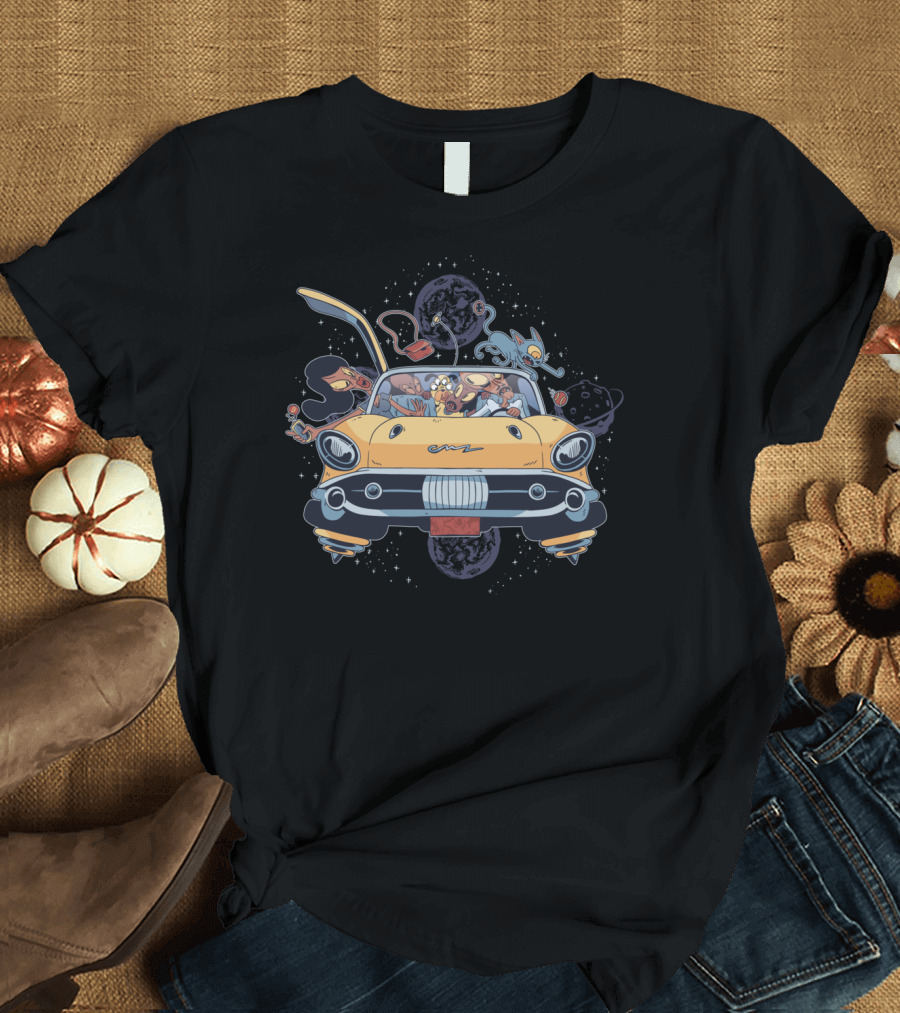 90s Alien Head Extraterrestrial Family in Classic Car with Space Creatures T-Shirt