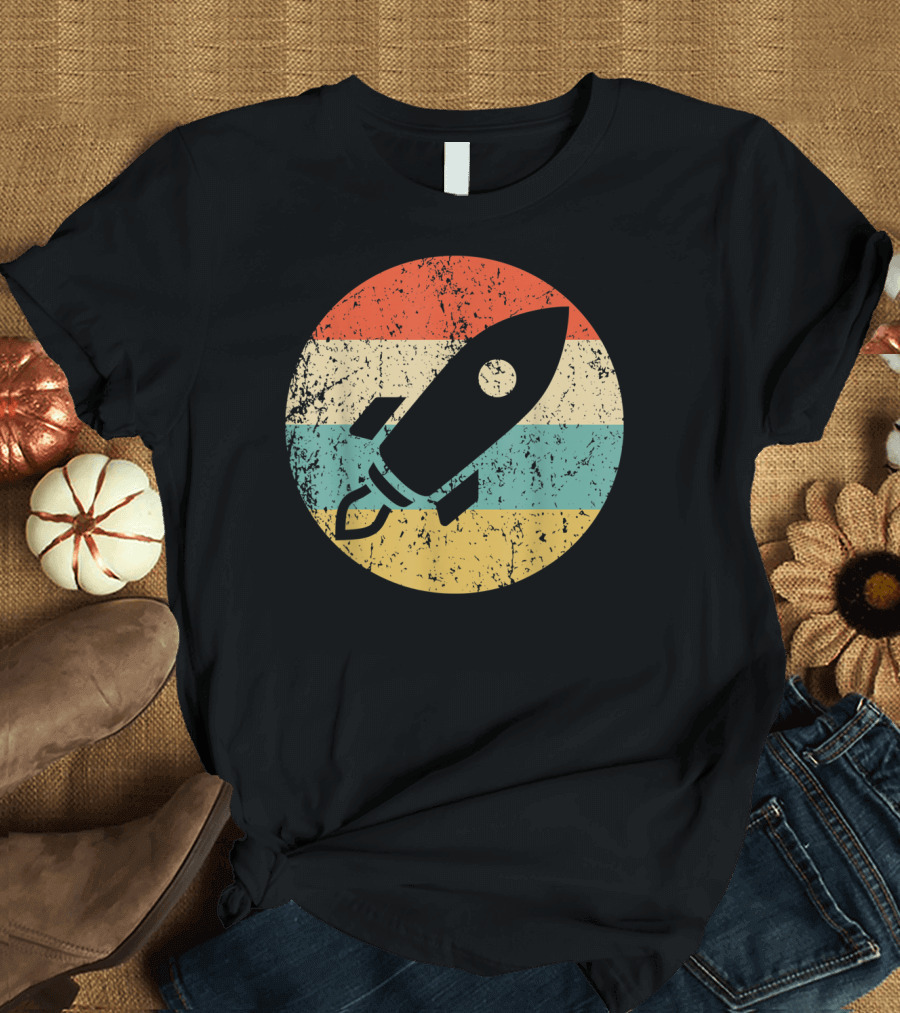Astronau Vintage Space Ship Retro Rocket Stripes T-Shirt