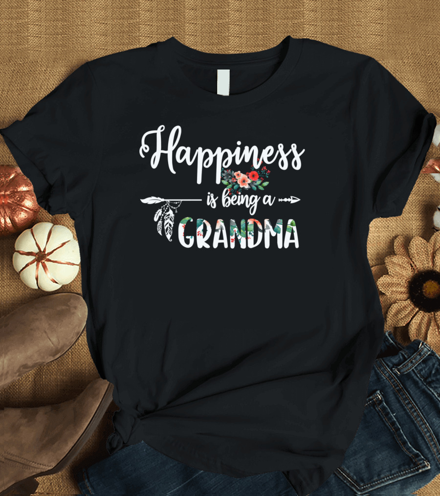Happiness is Being a Grandma Floral Arrow Feathers T-Shirt