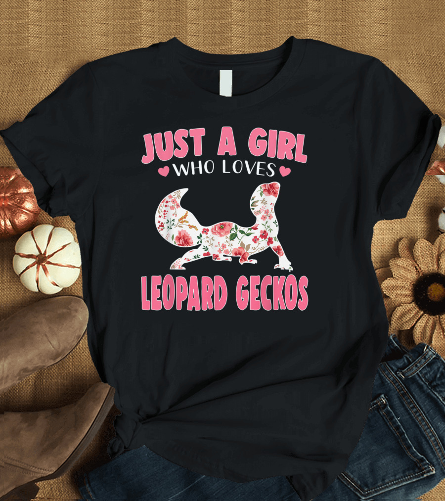 Just A Girl Who Loves Leopard Geckos Floral Heart T-Shirt