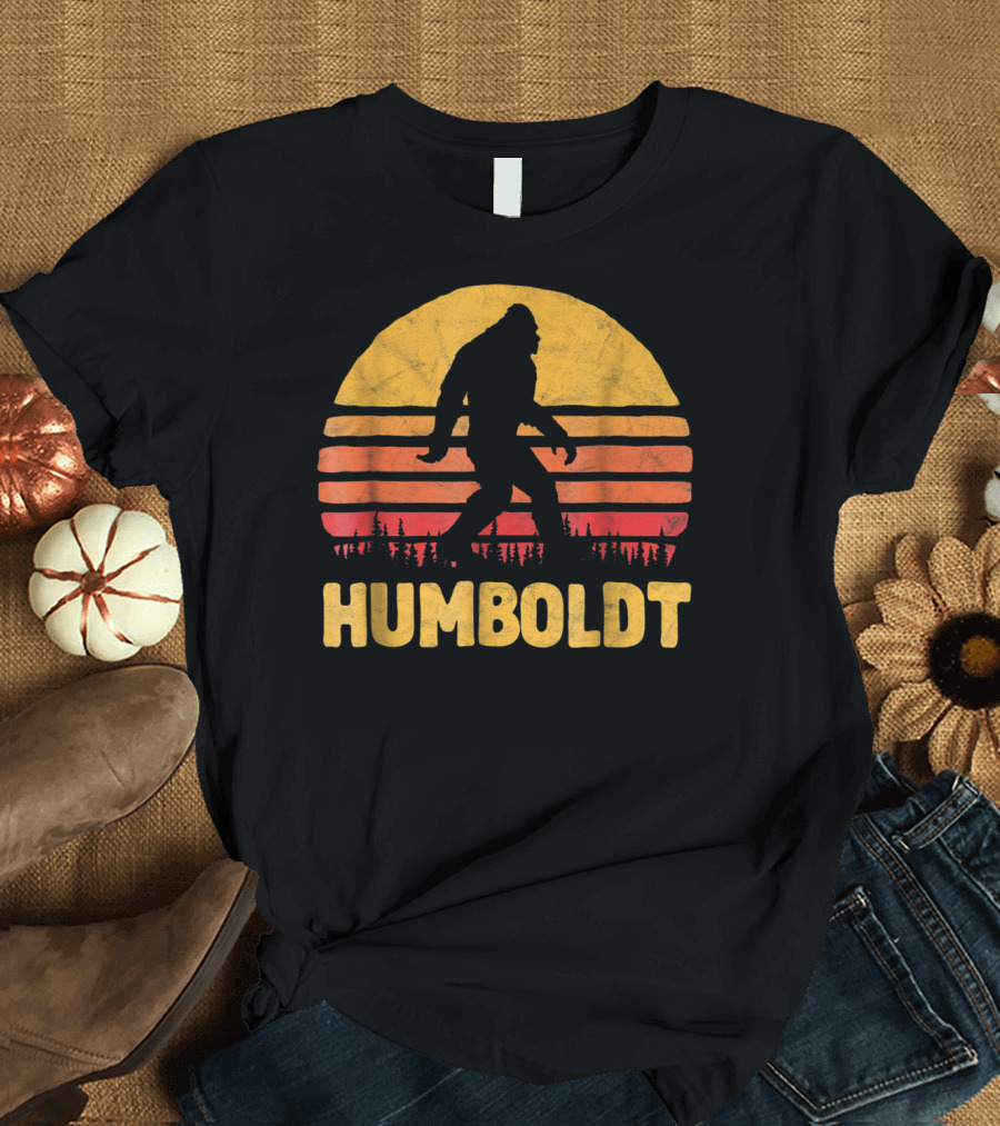 Humboldt Bigfoot Vintage Sasquatch Sunset T-Shirt