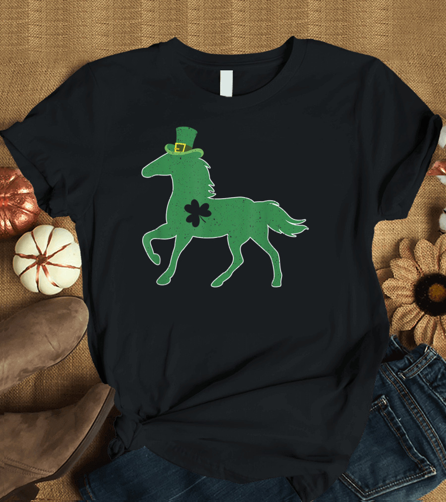 Funny Green Horse with Shamrock St Patrick's Day T-Shirt