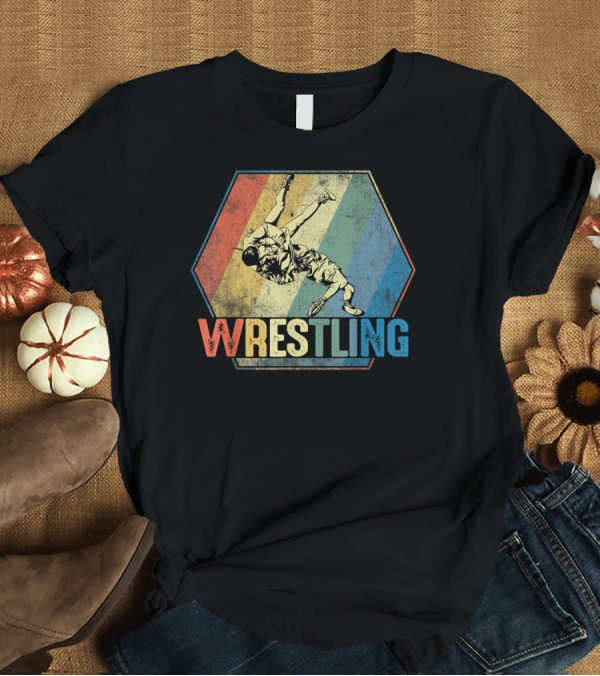 T-Shirt: Retro Style Wrestling Throwdown Classic Sports Action T-Shirt Retro Style Wrestling Throwdown Classic Sports Action T-Shirt
