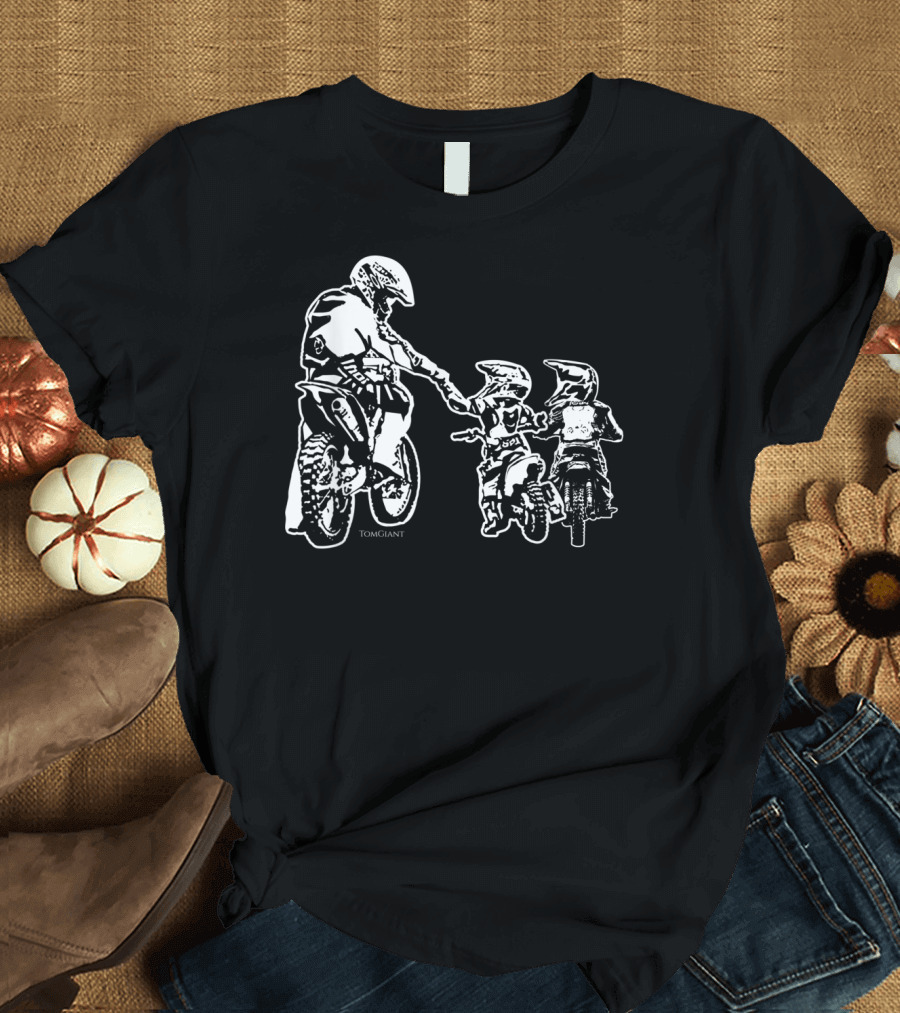 Cool Dad Dirt Bike Rider Motocross Tom Giant T-Shirt
