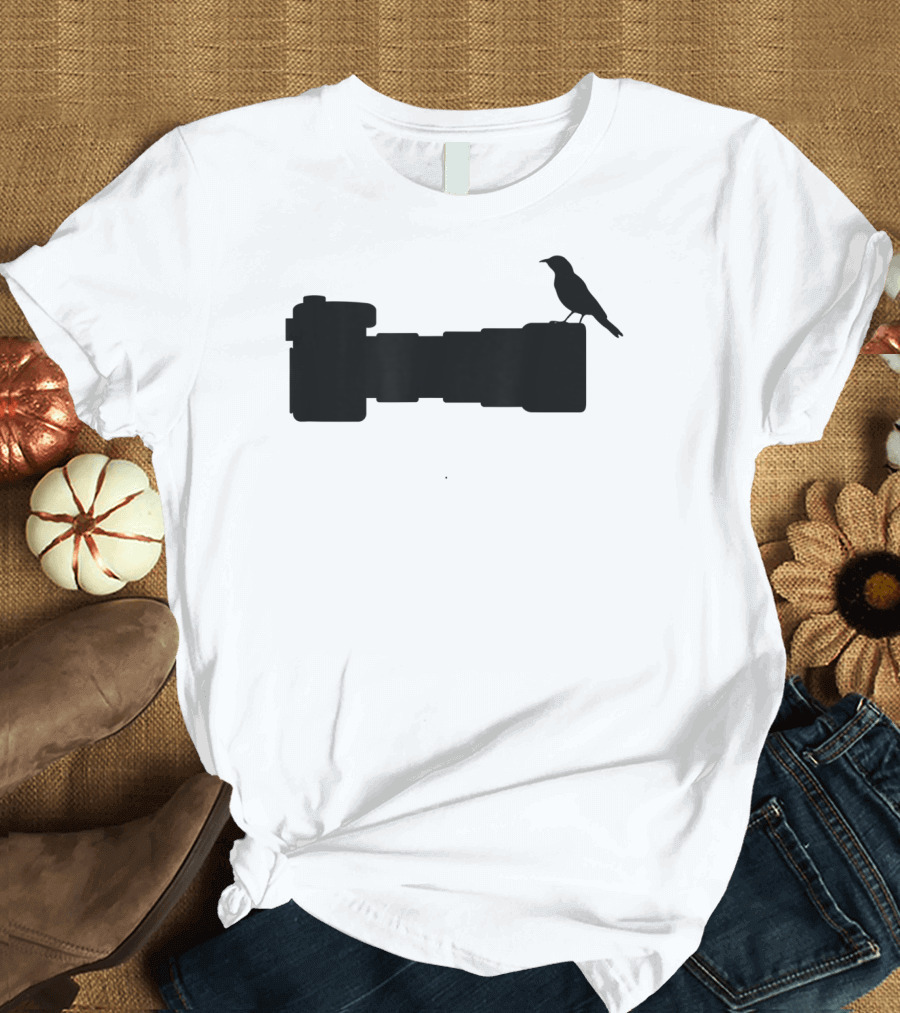 Bird on Camera Lens for Bird Photographer Enthusiast T-Shirt