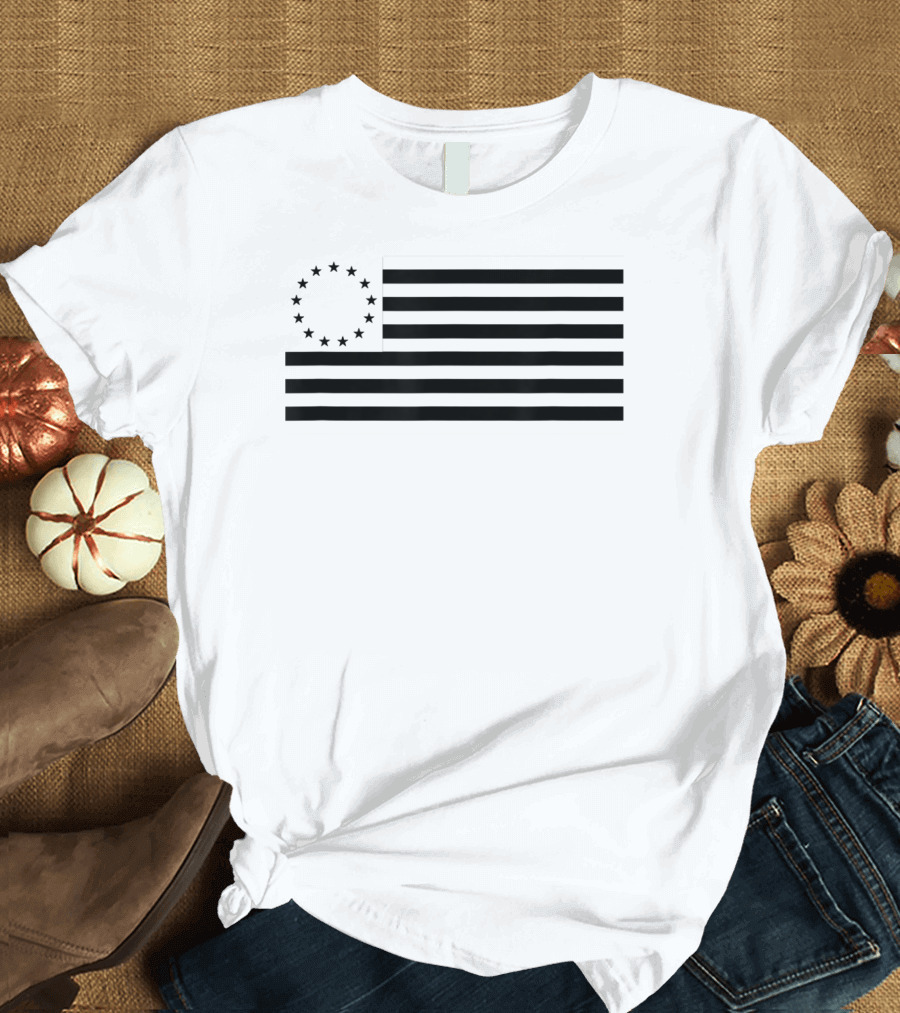 Betsy Ross Flag Black Modern T-Shirt