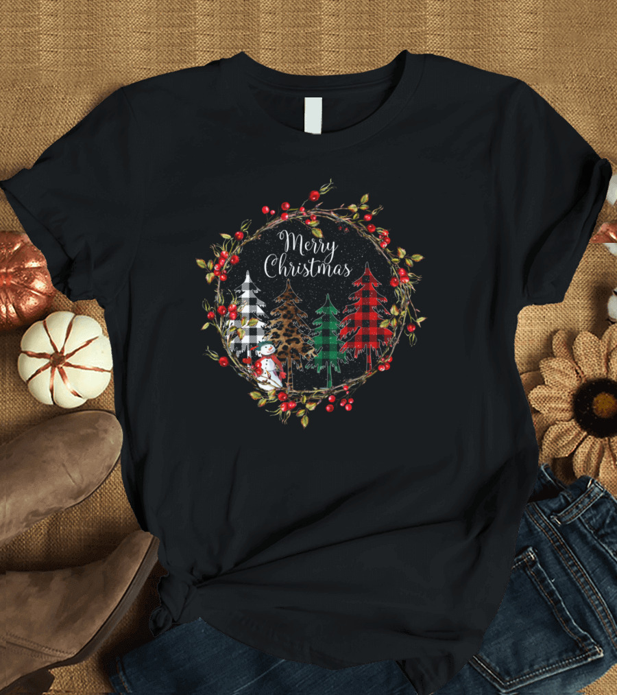 Merry Christmas Plaid Leopard Print Wreath with Snowman and Red Berries T-Shirt